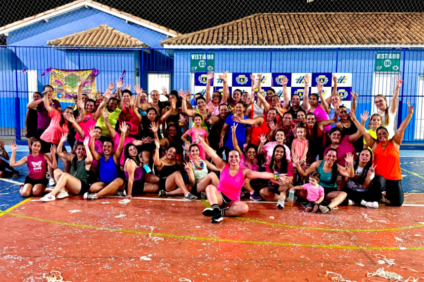 Aulão de ritmos de Carnaval alegrou munícipes de Ribeirão Branco